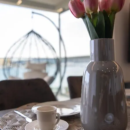 Apartment Wild Sunset